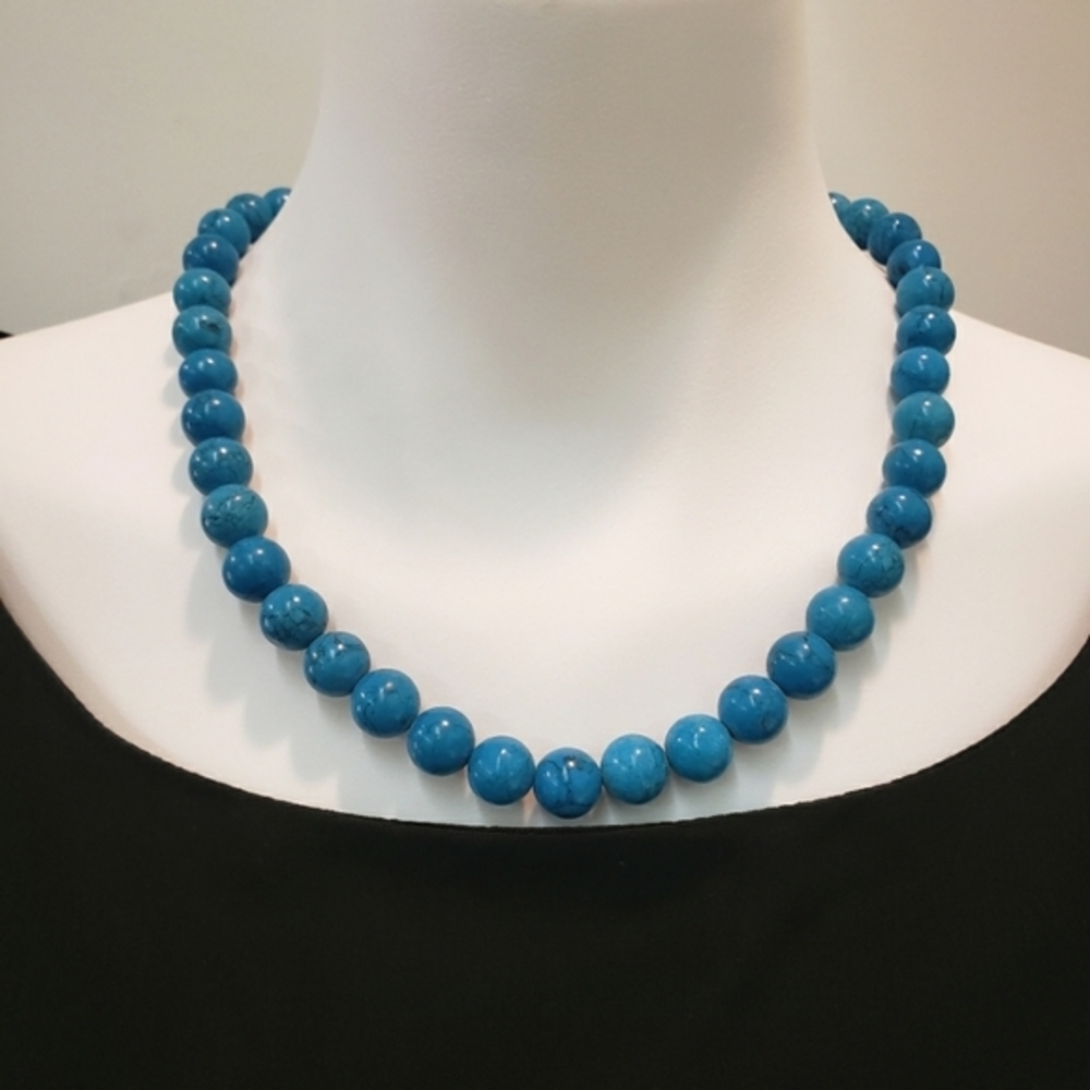 VINTAGE Blue Magnesite Chunky Beaded Collar Necklace Southwestern